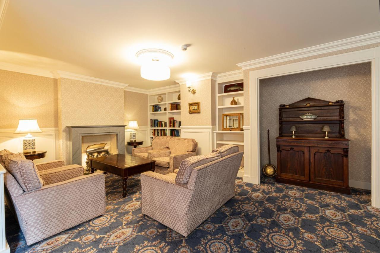 Ballina Manor Hotel Bagian luar foto