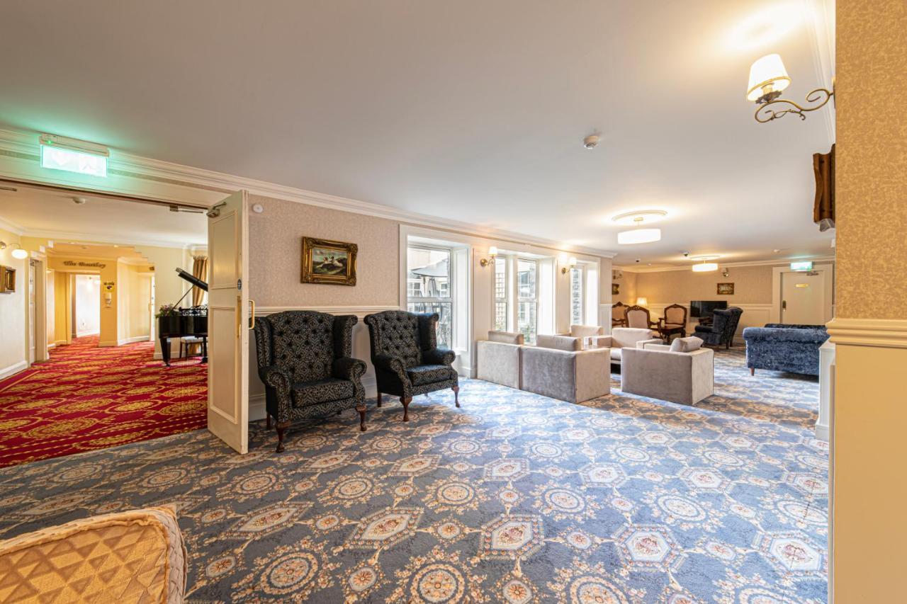 Ballina Manor Hotel Bagian luar foto