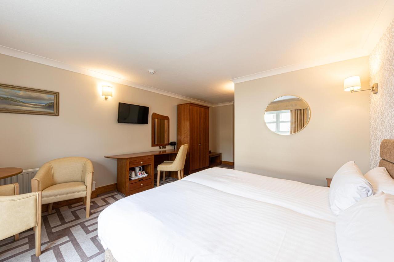 Ballina Manor Hotel Bagian luar foto