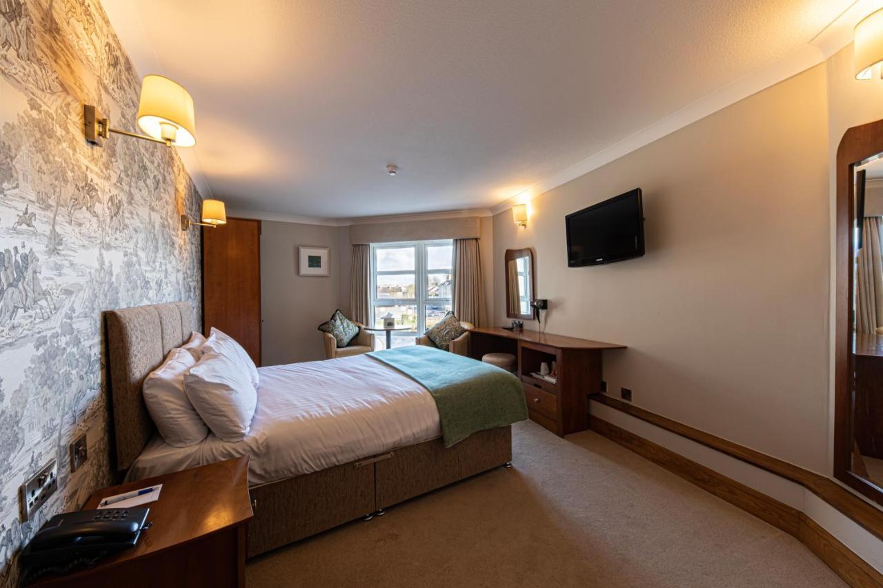 Ballina Manor Hotel Bagian luar foto