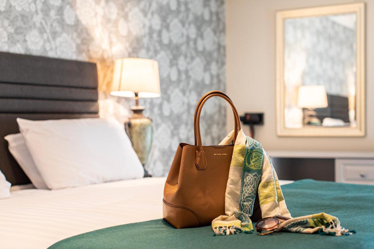 Ballina Manor Hotel Bagian luar foto