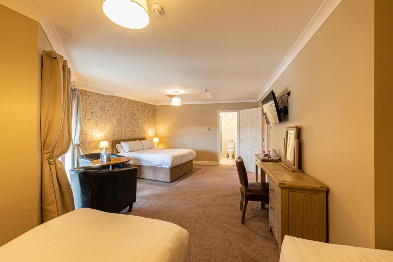 Ballina Manor Hotel Bagian luar foto