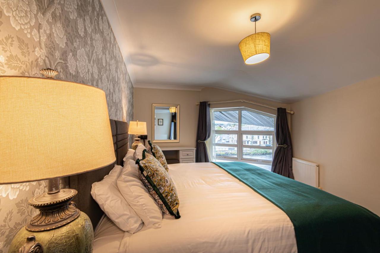 Ballina Manor Hotel Bagian luar foto